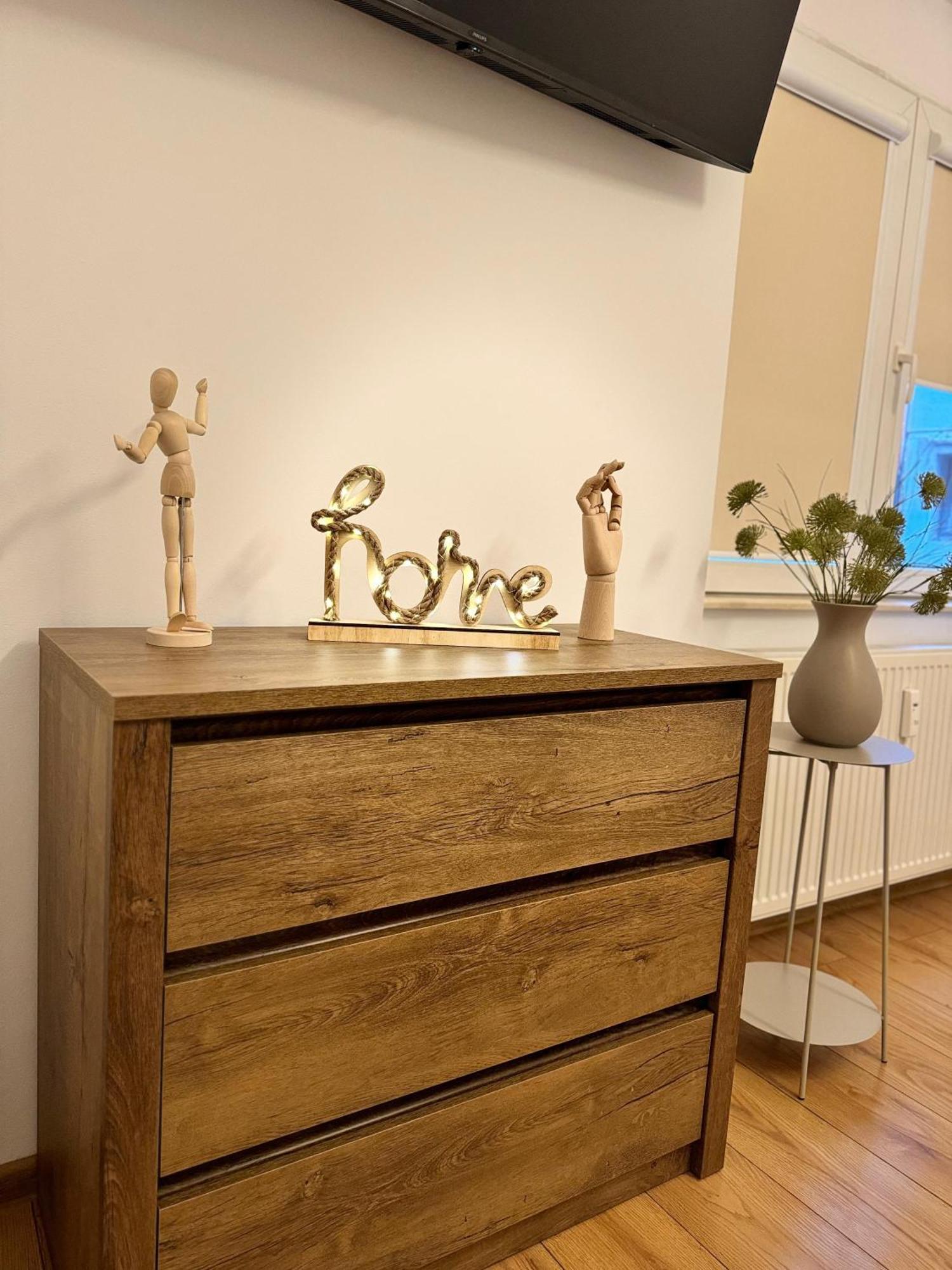 דירה Beautiful With Two Bedrooms בוקרשט